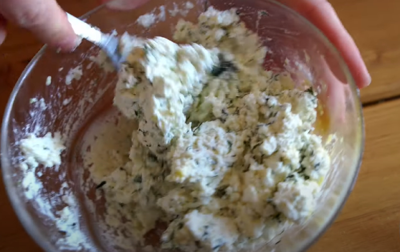 Палюшки с творогом и мачанкой: старинный рецепт вкусных галушек из картофеля